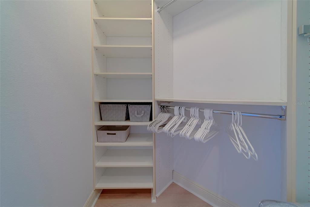 For Rent: $4,995 (3 beds, 3 baths, 1995 Square Feet)