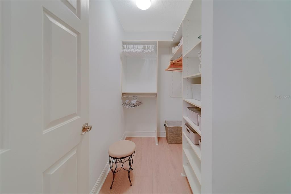 For Rent: $4,995 (3 beds, 3 baths, 1995 Square Feet)