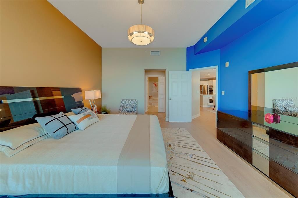 For Rent: $4,995 (3 beds, 3 baths, 1995 Square Feet)