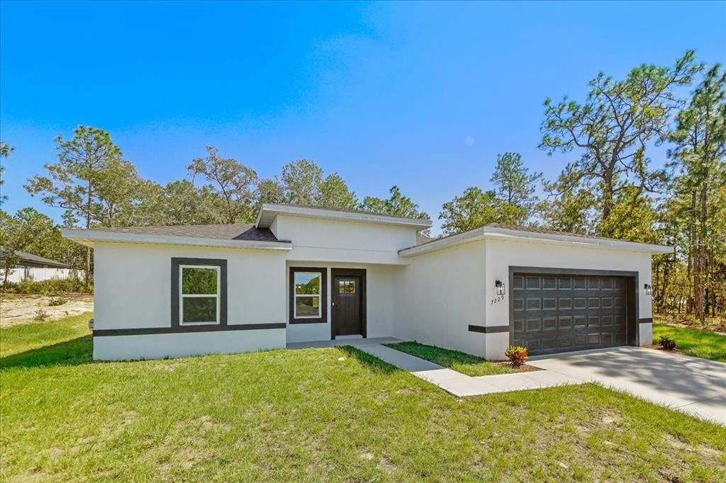 Active With Contract: $279,900 (4 beds, 2 baths, 1833 Square Feet)