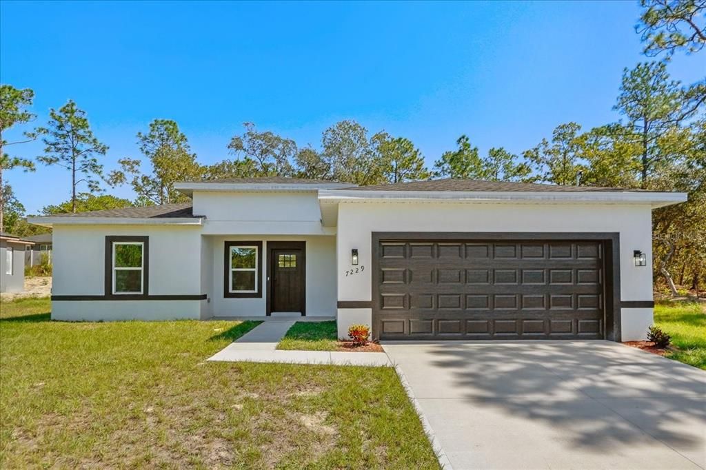 Active With Contract: $279,900 (4 beds, 2 baths, 1833 Square Feet)