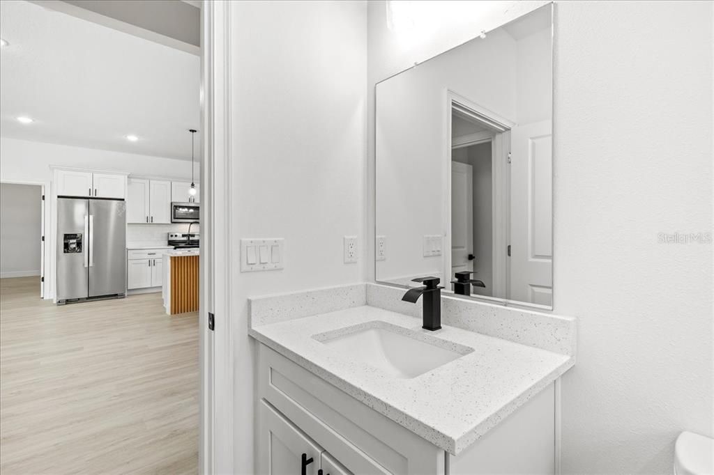 Active With Contract: $279,900 (4 beds, 2 baths, 1833 Square Feet)