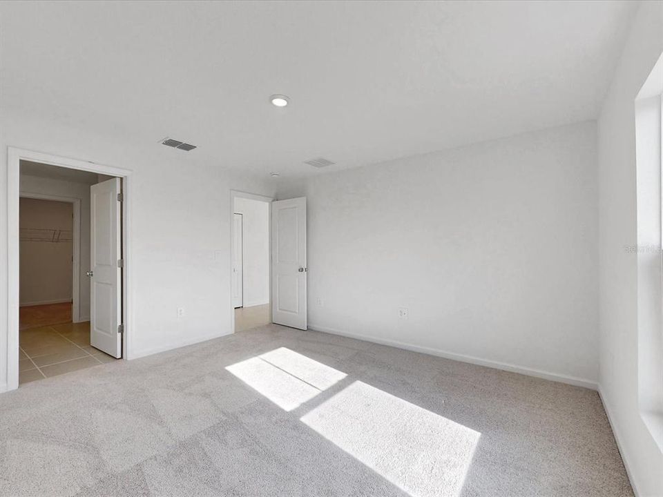 出租: $2,175 (4 贝兹, 2 浴室, 1824 平方英尺)