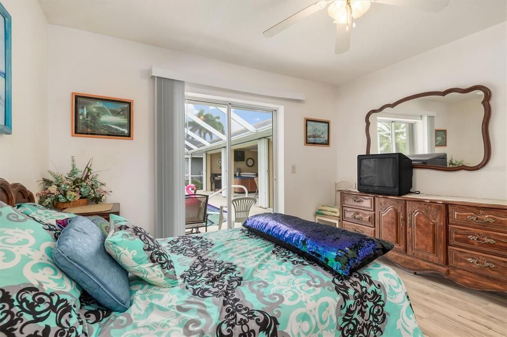 На продажу: $740,000 (3 спален, 2 ванн, 2276 Квадратных фут)