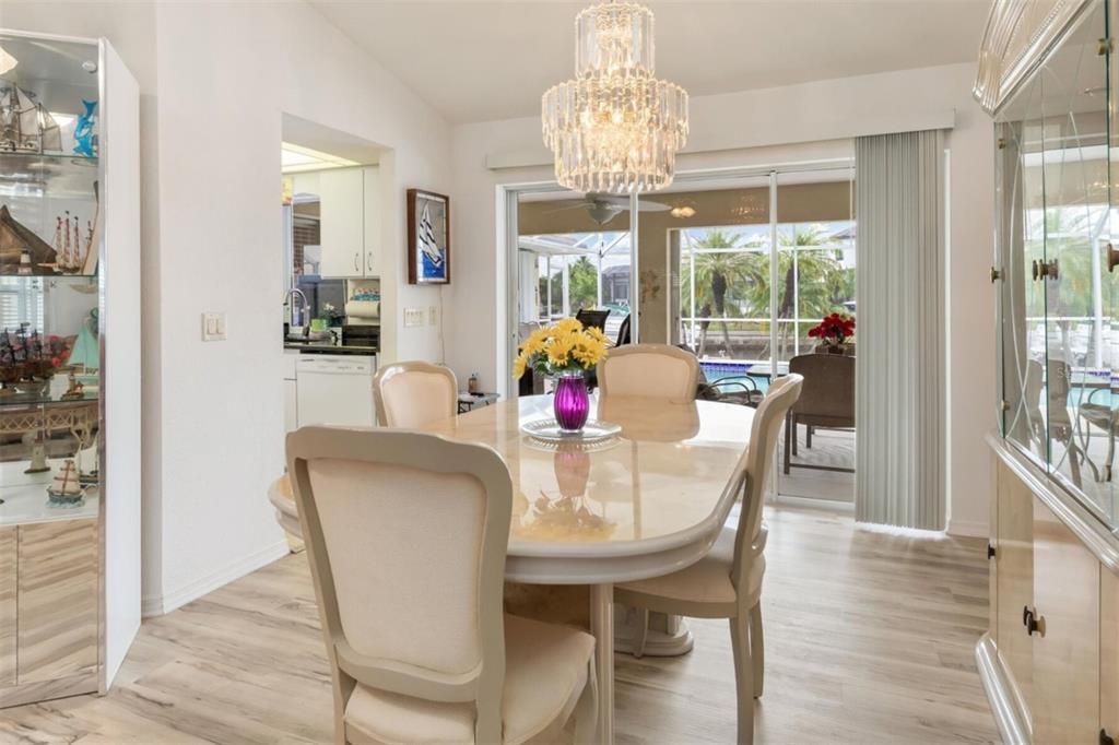 На продажу: $740,000 (3 спален, 2 ванн, 2276 Квадратных фут)