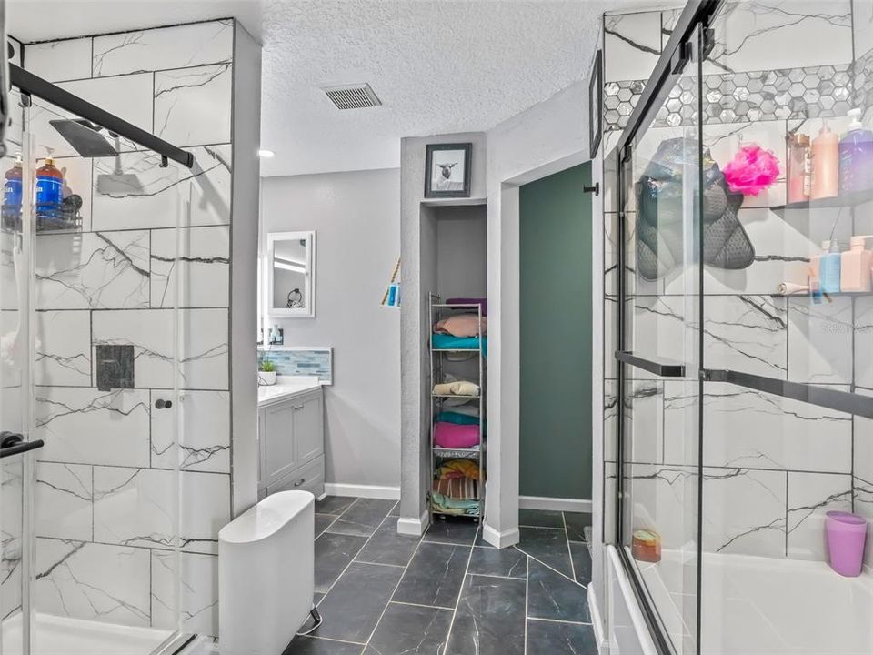 Active With Contract: $298,900 (4 beds, 2 baths, 1880 Square Feet)