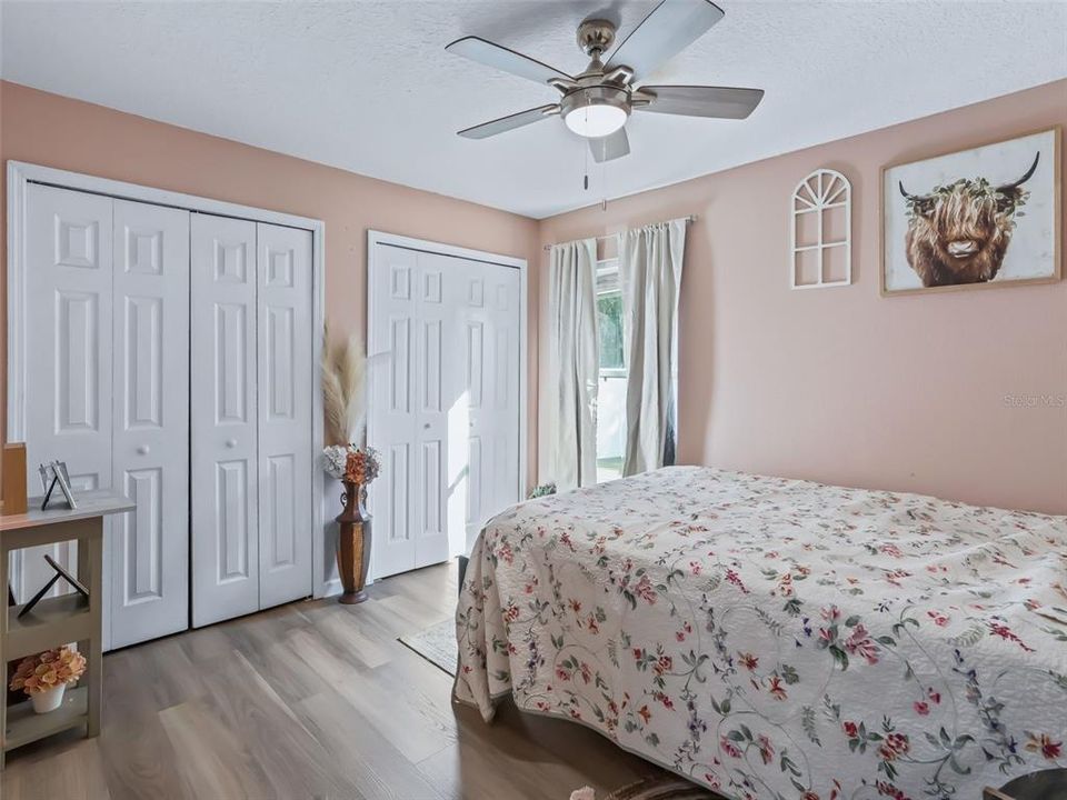 Active With Contract: $298,900 (4 beds, 2 baths, 1880 Square Feet)