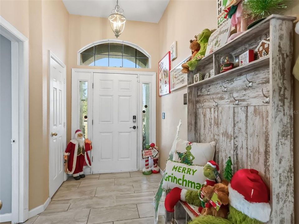 Active With Contract: $298,900 (4 beds, 2 baths, 1880 Square Feet)