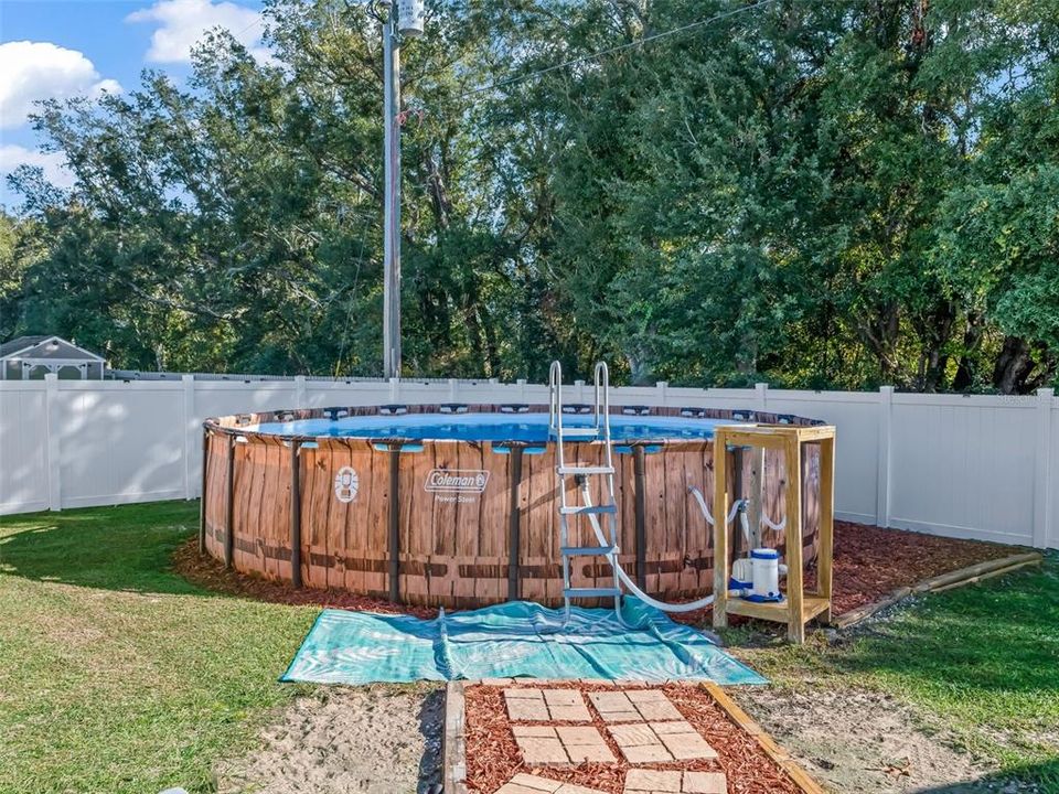 Active With Contract: $298,900 (4 beds, 2 baths, 1880 Square Feet)