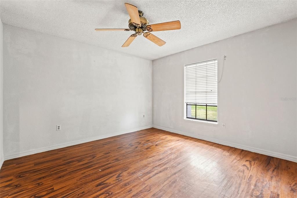 待售: $360,000 (3 贝兹, 2 浴室, 1457 平方英尺)