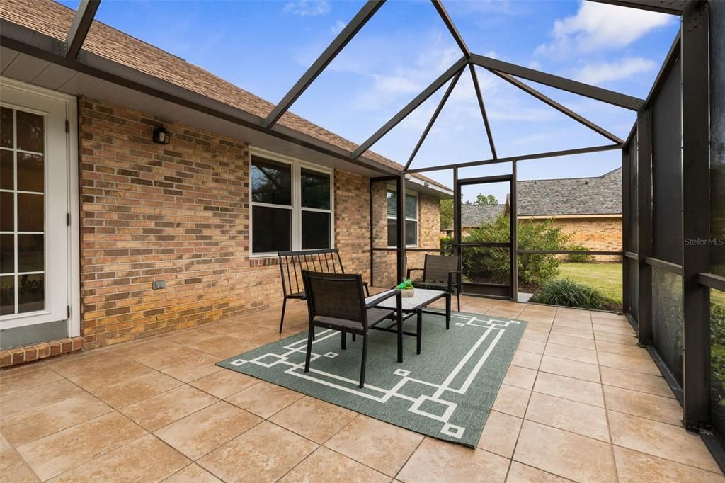 En Venta: $415,000 (3 camas, 2 baños, 1657 Pies cuadrados)