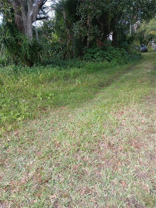 待售: $70,000 (0.17 acres)