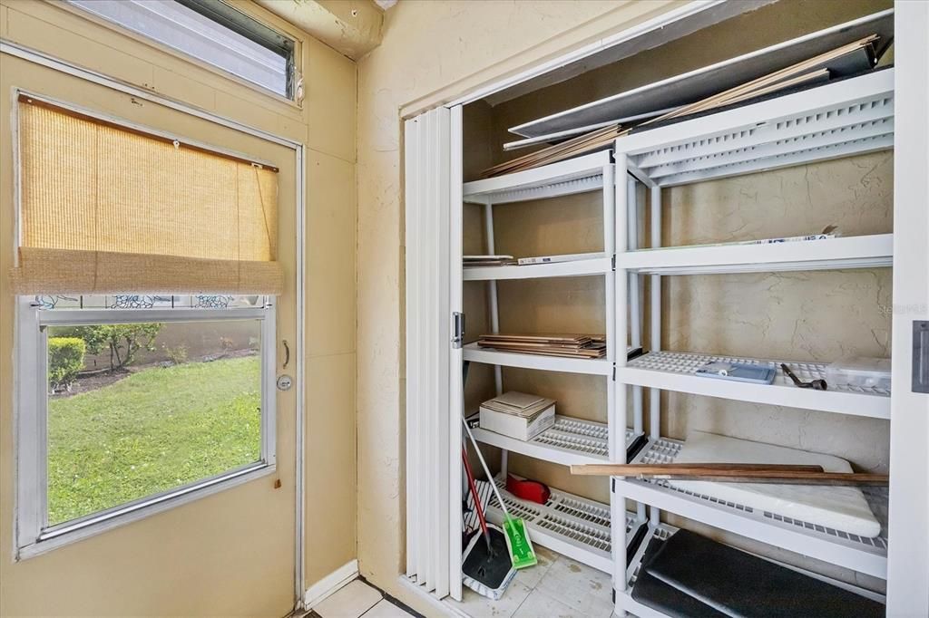 Active With Contract: $124,900 (2 beds, 2 baths, 1144 Square Feet)