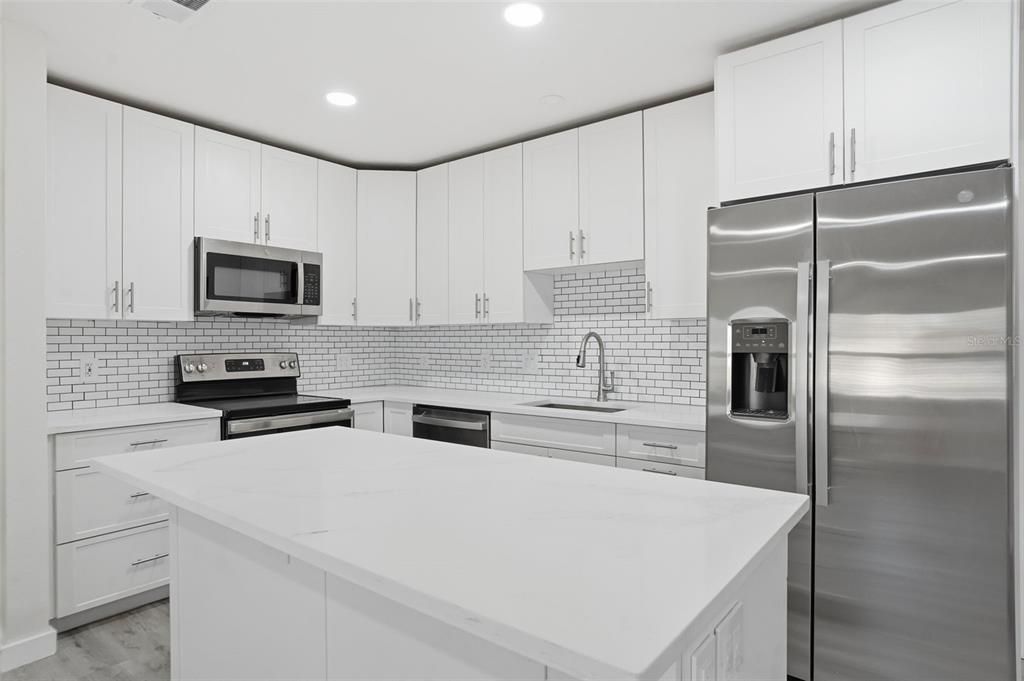 Active With Contract: $369,000 (3 beds, 2 baths, 1312 Square Feet)