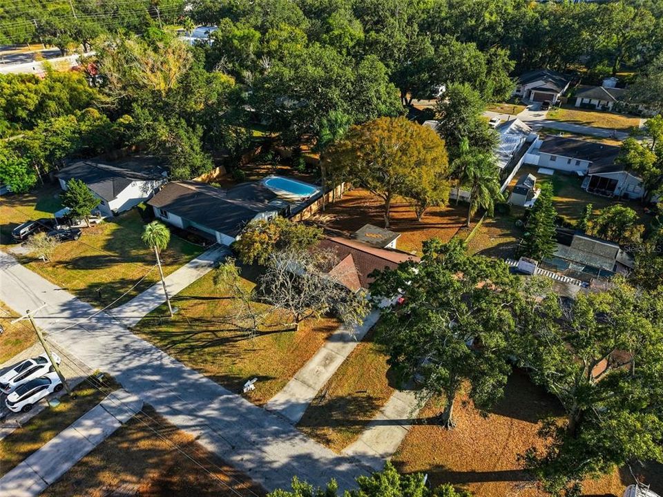 Active With Contract: $369,000 (3 beds, 2 baths, 1312 Square Feet)