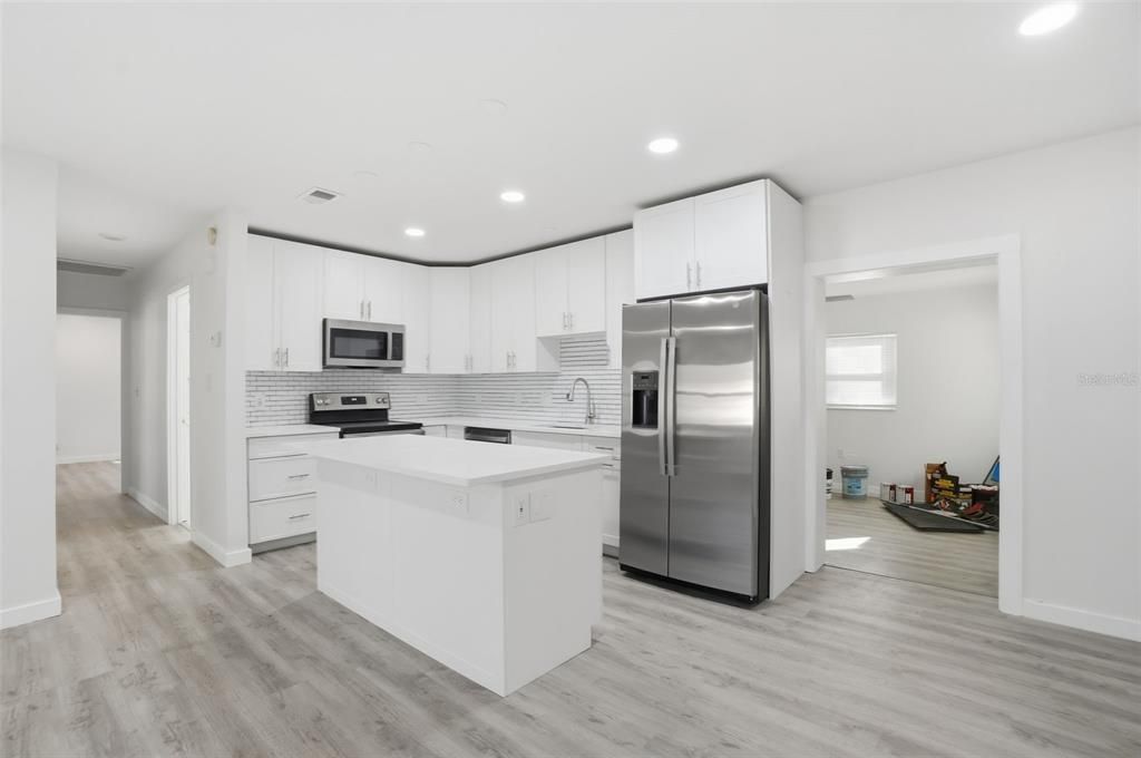 Active With Contract: $369,000 (3 beds, 2 baths, 1312 Square Feet)