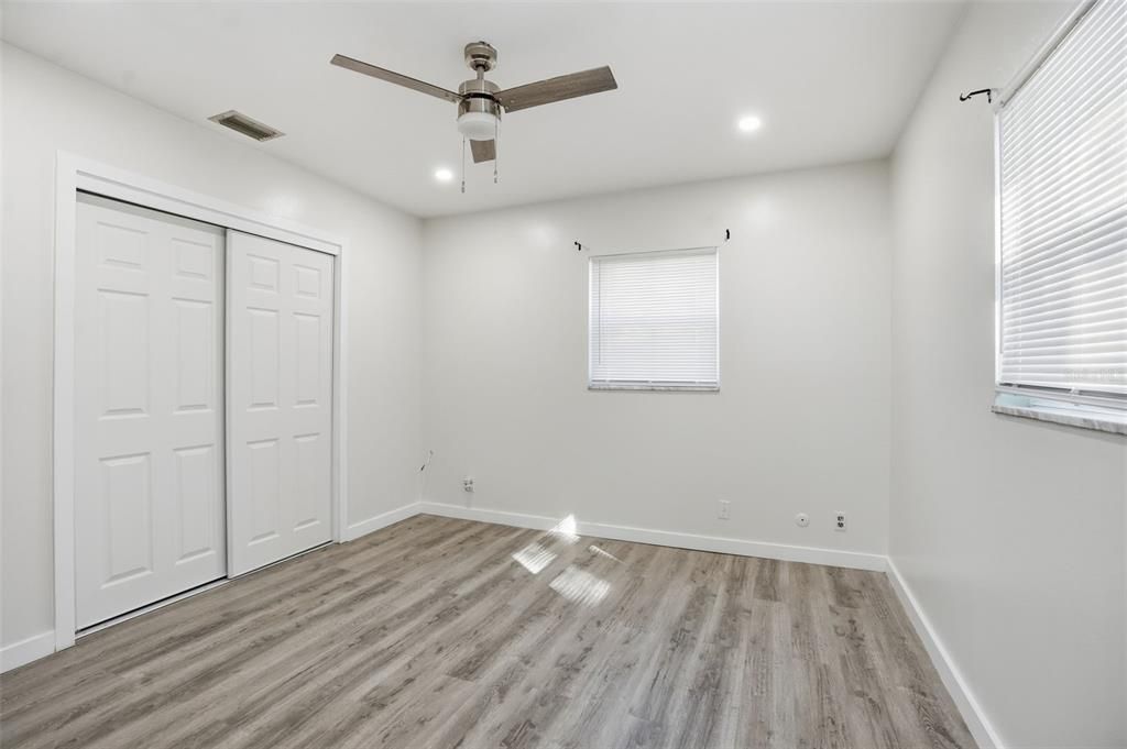 Active With Contract: $369,000 (3 beds, 2 baths, 1312 Square Feet)