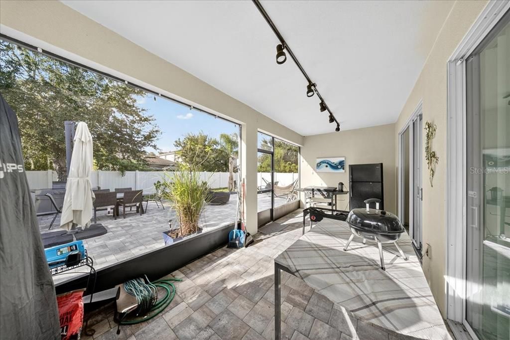 En Venta: $643,500 (4 camas, 3 baños, 2849 Pies cuadrados)