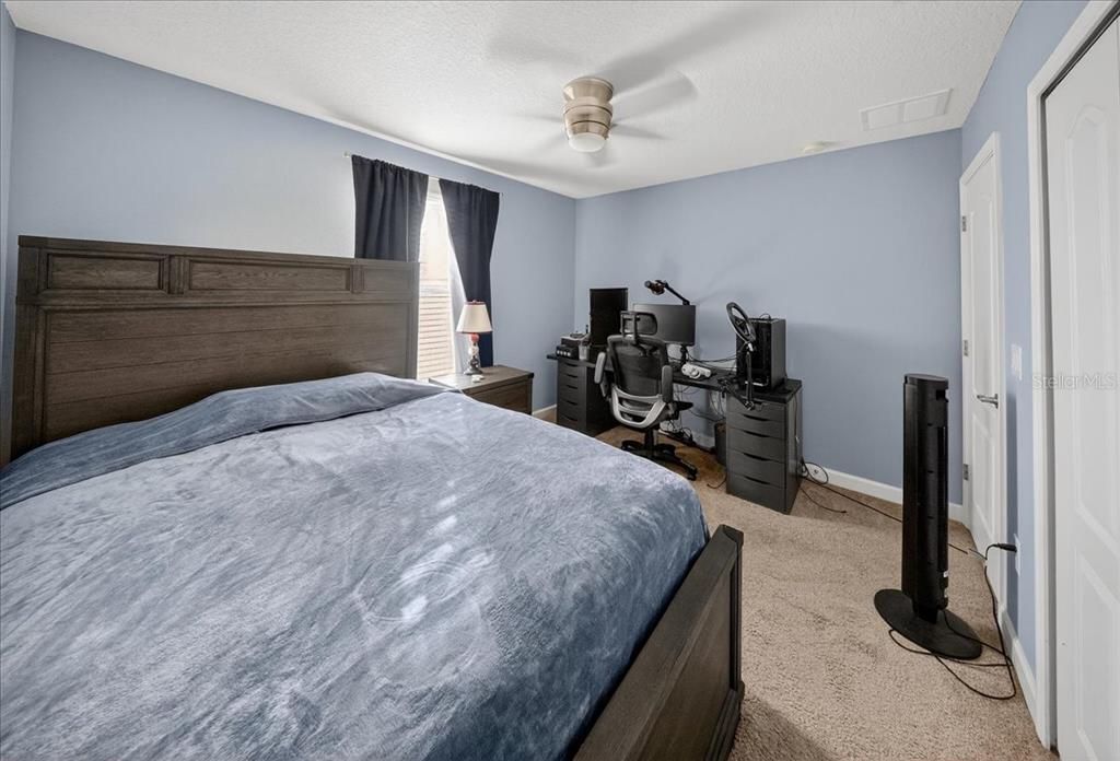 En Venta: $643,500 (4 camas, 3 baños, 2849 Pies cuadrados)