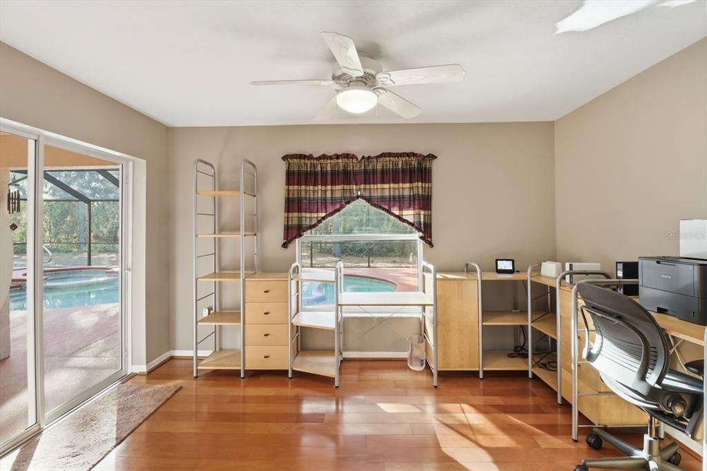 待售: $540,000 (3 贝兹, 2 浴室, 2635 平方英尺)