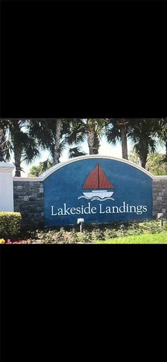 合同活跃: $215,000 (3 贝兹, 2 浴室, 1291 平方英尺)