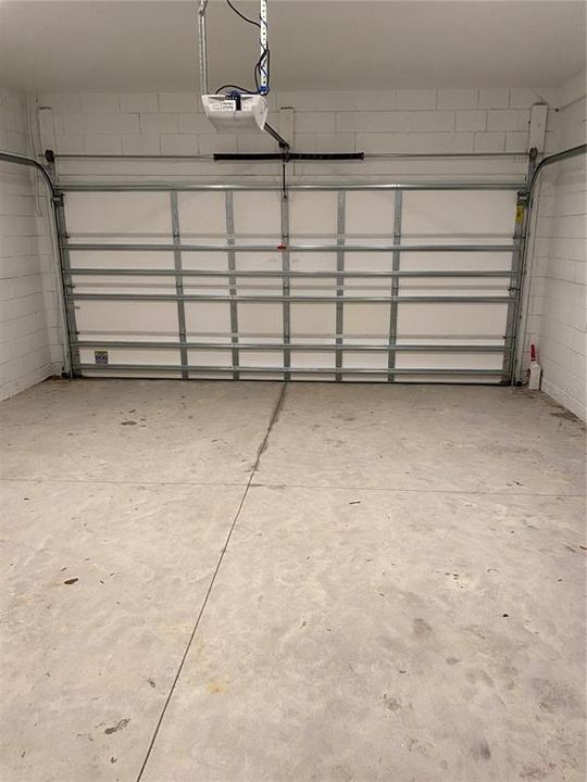 出租: $2,700 (3 贝兹, 3 浴室, 1850 平方英尺)