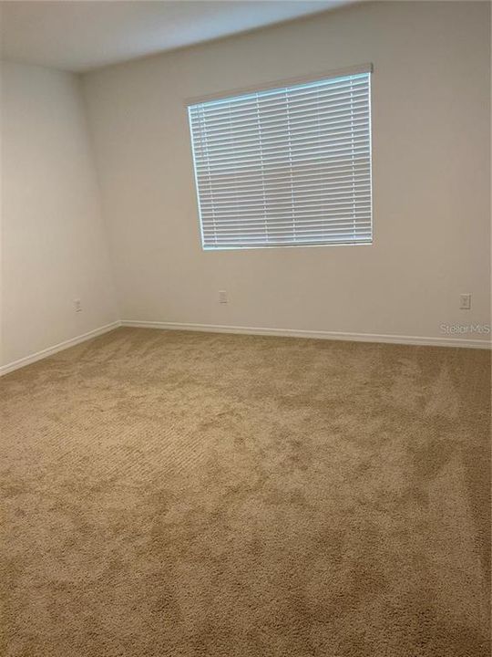 出租: $2,700 (3 贝兹, 3 浴室, 1850 平方英尺)