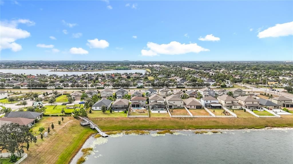 For Sale: $550,000 (4 beds, 3 baths, 2555 Square Feet)