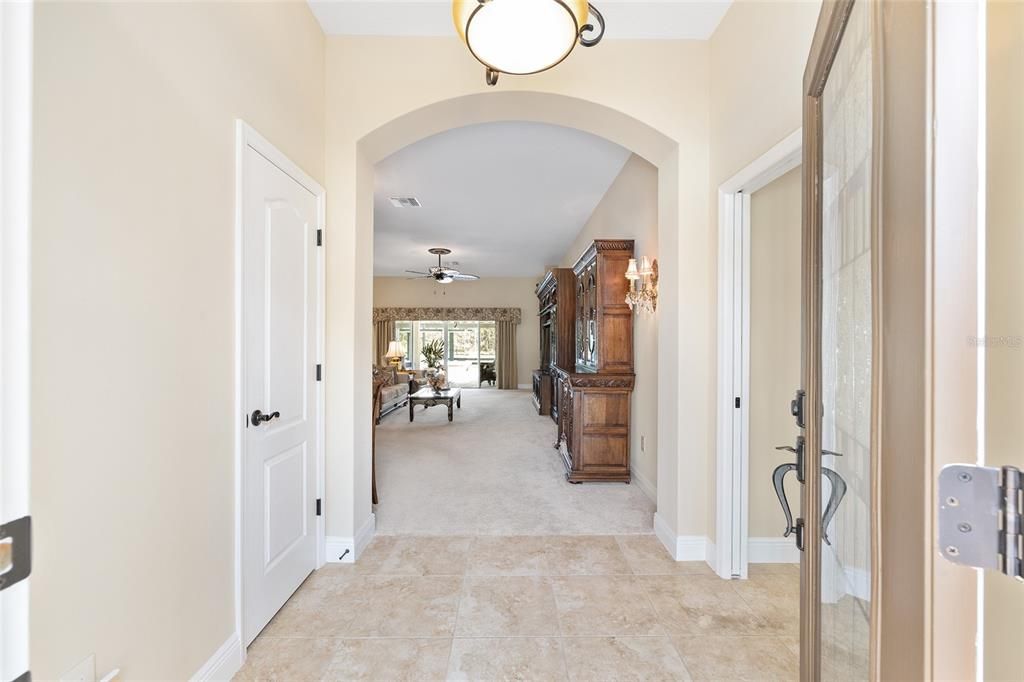 For Sale: $865,000 (3 beds, 2 baths, 1925 Square Feet)