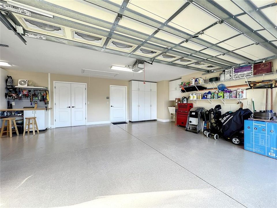 For Sale: $865,000 (3 beds, 2 baths, 1925 Square Feet)