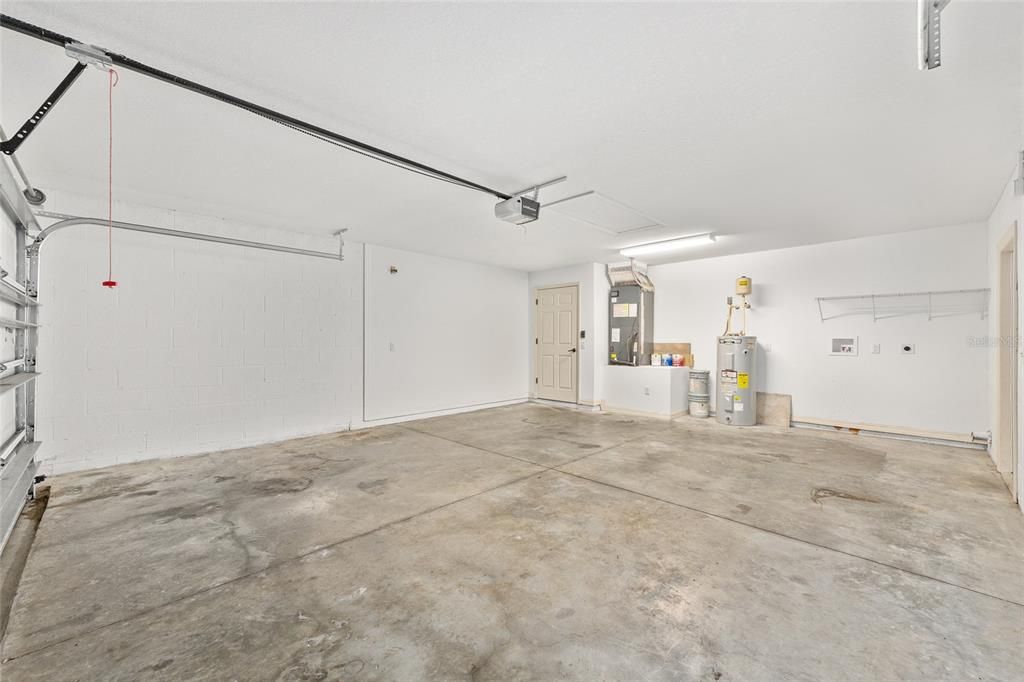 For Sale: $236,500 (3 beds, 2 baths, 1331 Square Feet)