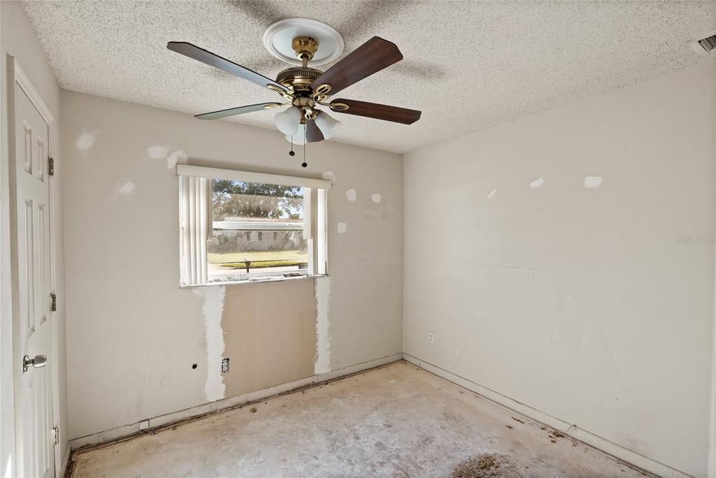 Activo con contrato: $170,000 (3 camas, 2 baños, 976 Pies cuadrados)