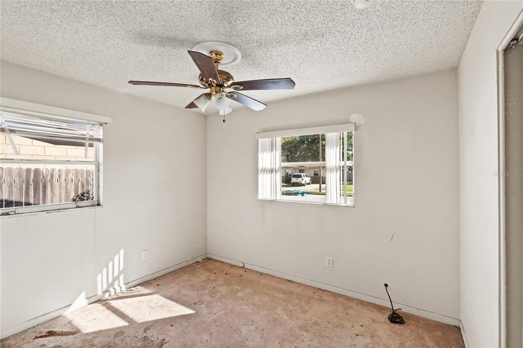 Activo con contrato: $170,000 (3 camas, 2 baños, 976 Pies cuadrados)