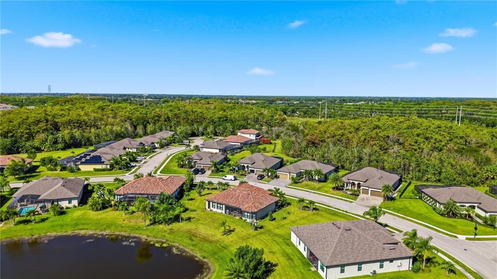 En Venta: $615,000 (4 camas, 2 baños, 2362 Pies cuadrados)