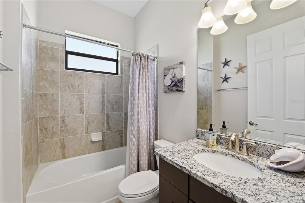 En Venta: $615,000 (4 camas, 2 baños, 2362 Pies cuadrados)