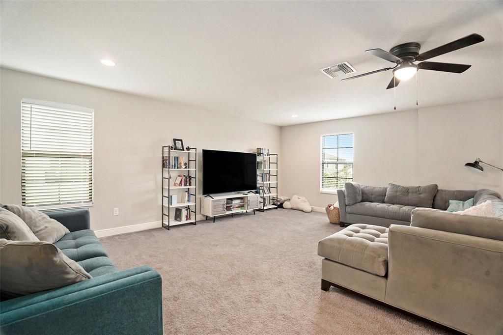 For Sale: $599,000 (5 beds, 3 baths, 3396 Square Feet)