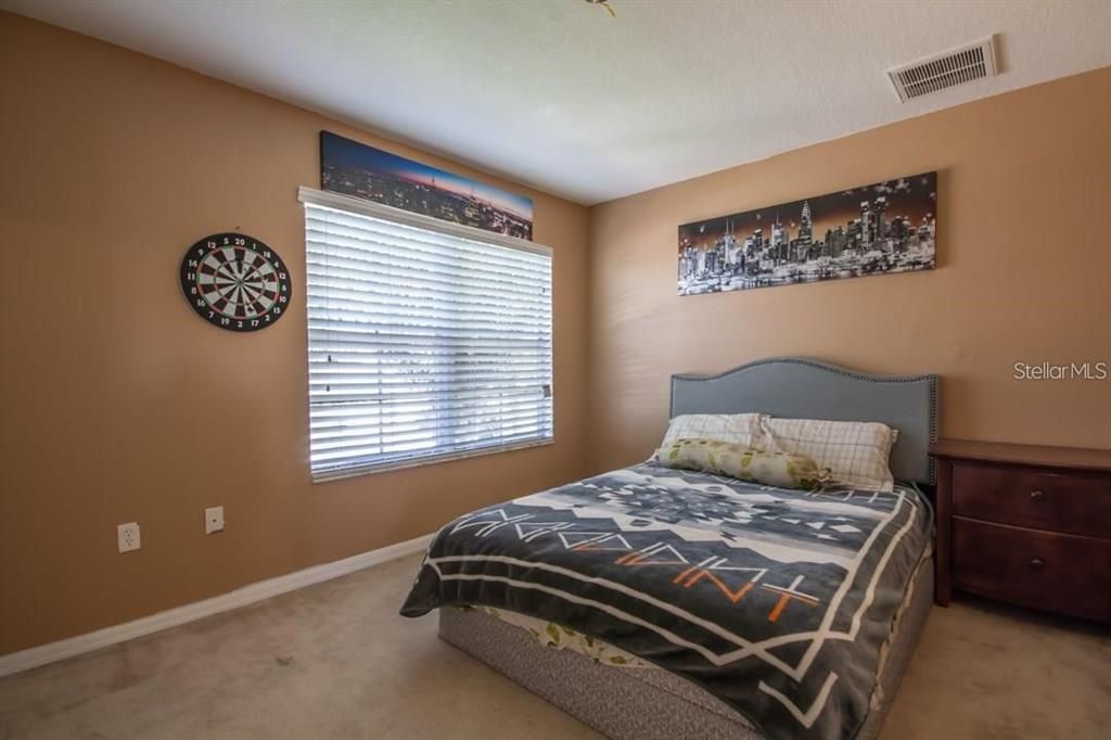 For Sale: $519,000 (5 beds, 4 baths, 2686 Square Feet)