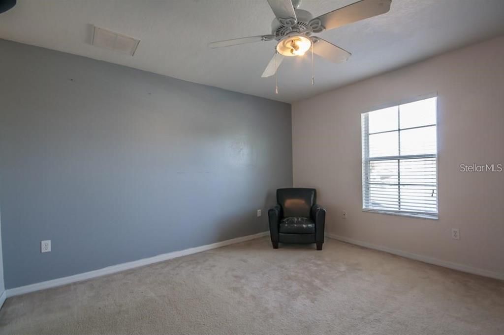 For Sale: $519,000 (5 beds, 4 baths, 2686 Square Feet)