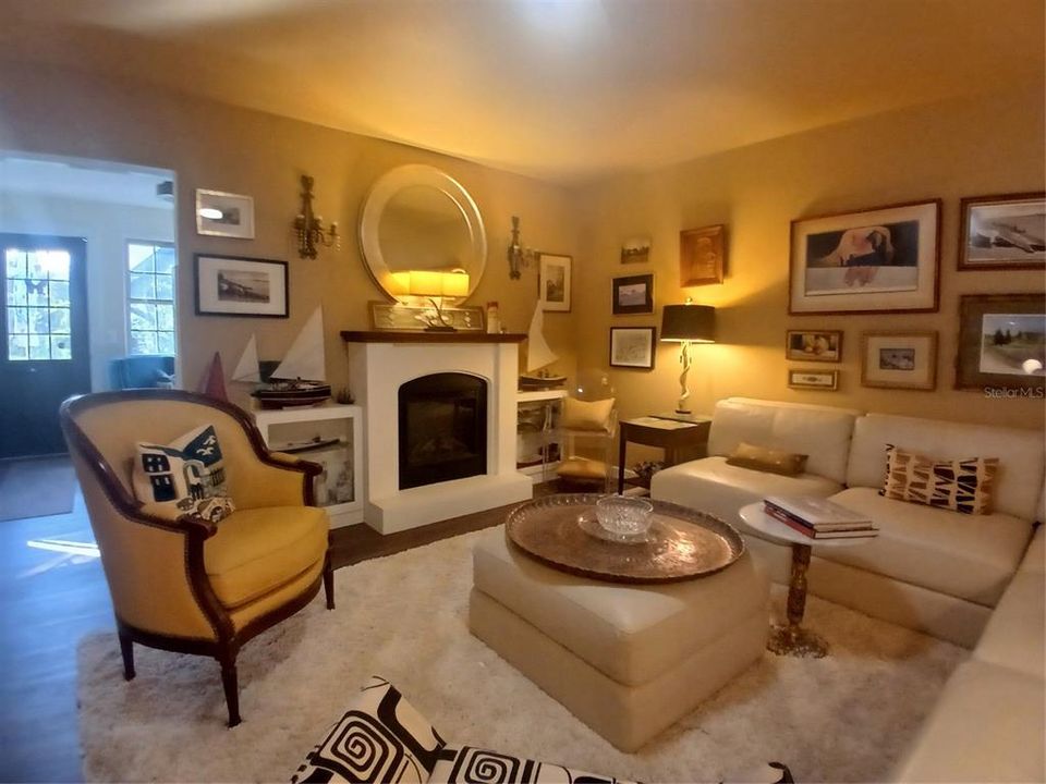 En Venta: $198,400 (2 camas, 2 baños, 1461 Pies cuadrados)