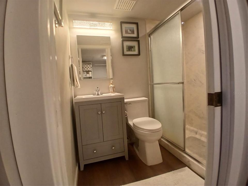 En Venta: $198,400 (2 camas, 2 baños, 1461 Pies cuadrados)