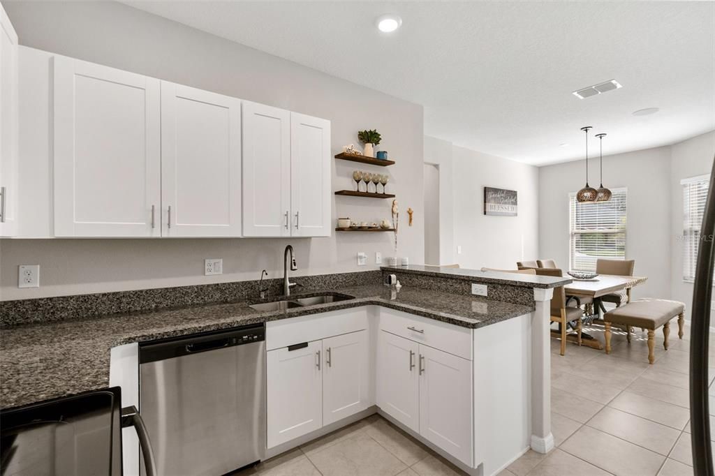 For Sale: $259,000 (3 beds, 2 baths, 1521 Square Feet)