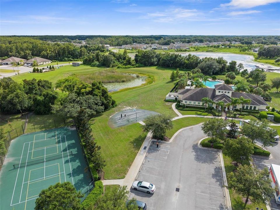 For Sale: $259,000 (3 beds, 2 baths, 1521 Square Feet)