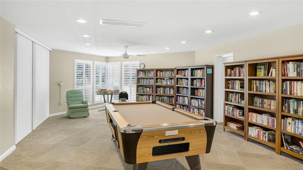 For Sale: $99,000 (1 beds, 1 baths, 750 Square Feet)