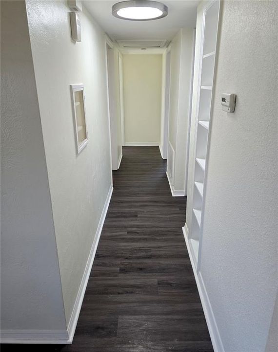 合同活跃: $374,900 (4 贝兹, 2 浴室, 1634 平方英尺)