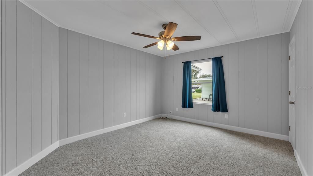 For Sale: $219,000 (2 beds, 2 baths, 1242 Square Feet)