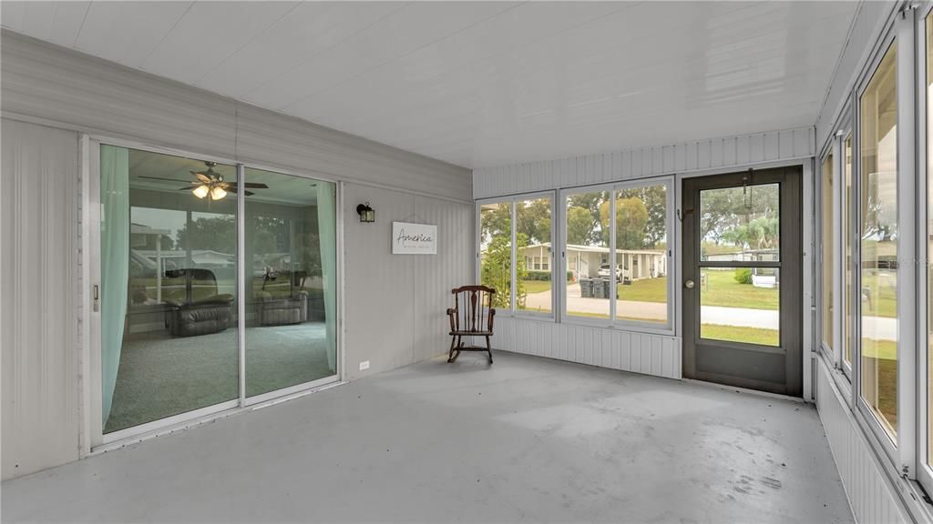 For Sale: $219,000 (2 beds, 2 baths, 1242 Square Feet)