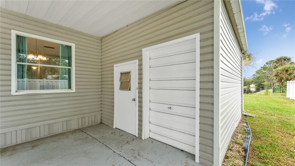 For Sale: $219,000 (2 beds, 2 baths, 1242 Square Feet)