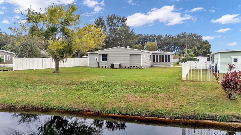 For Sale: $219,000 (2 beds, 2 baths, 1242 Square Feet)