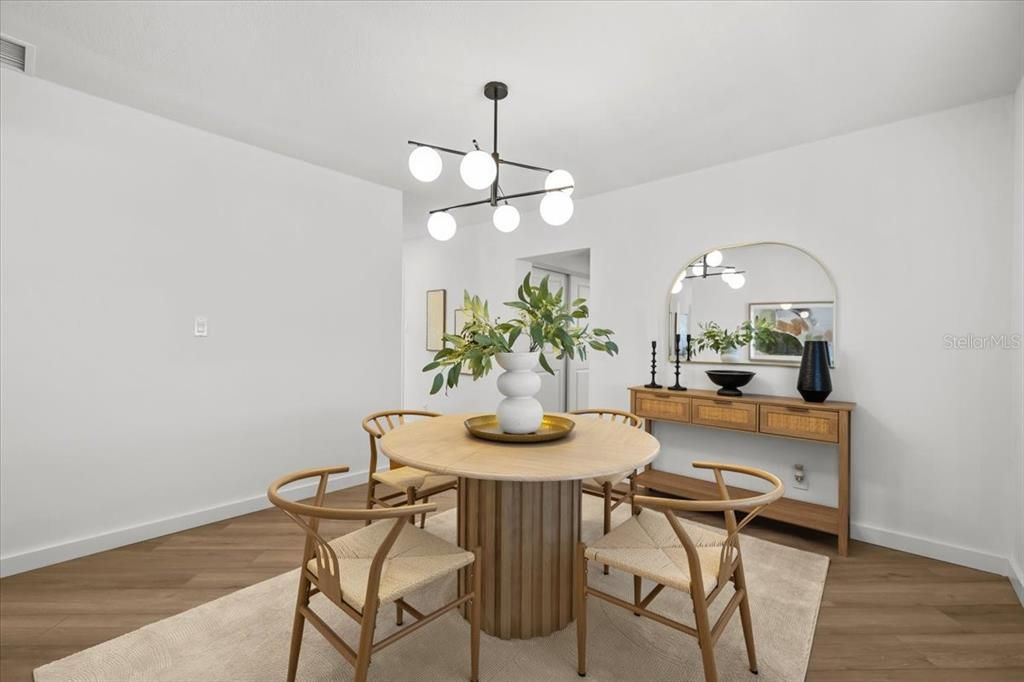 For Sale: $525,000 (3 beds, 2 baths, 1540 Square Feet)