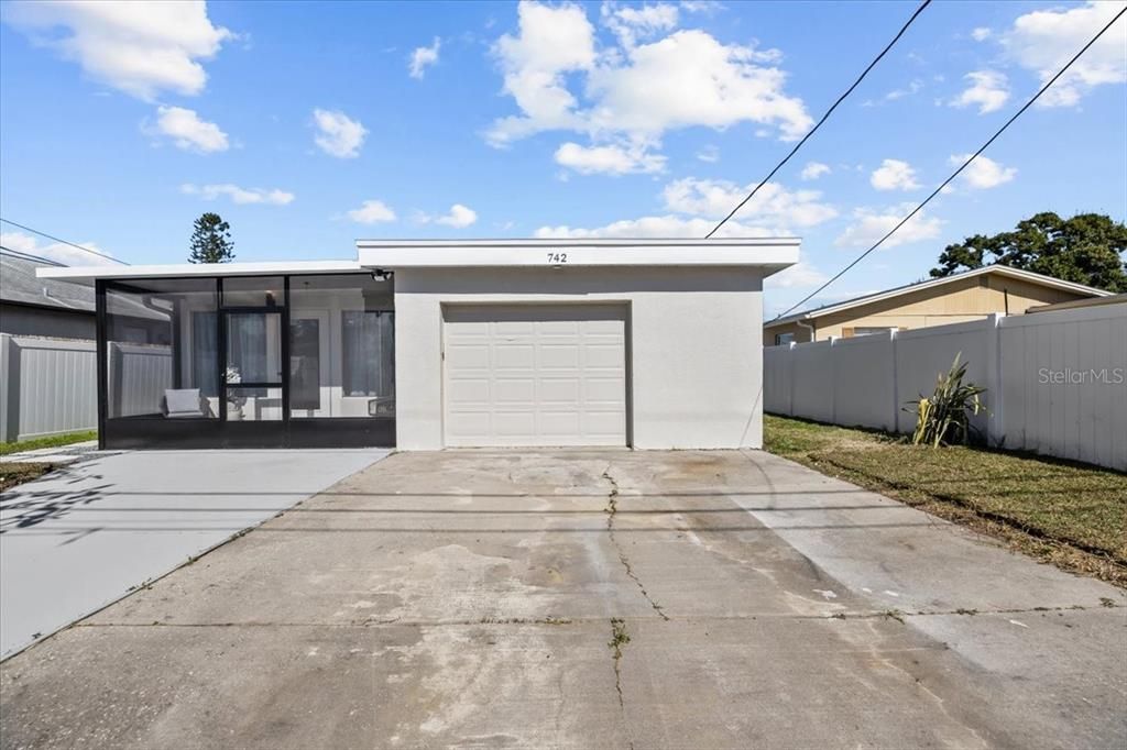 For Sale: $525,000 (3 beds, 2 baths, 1540 Square Feet)